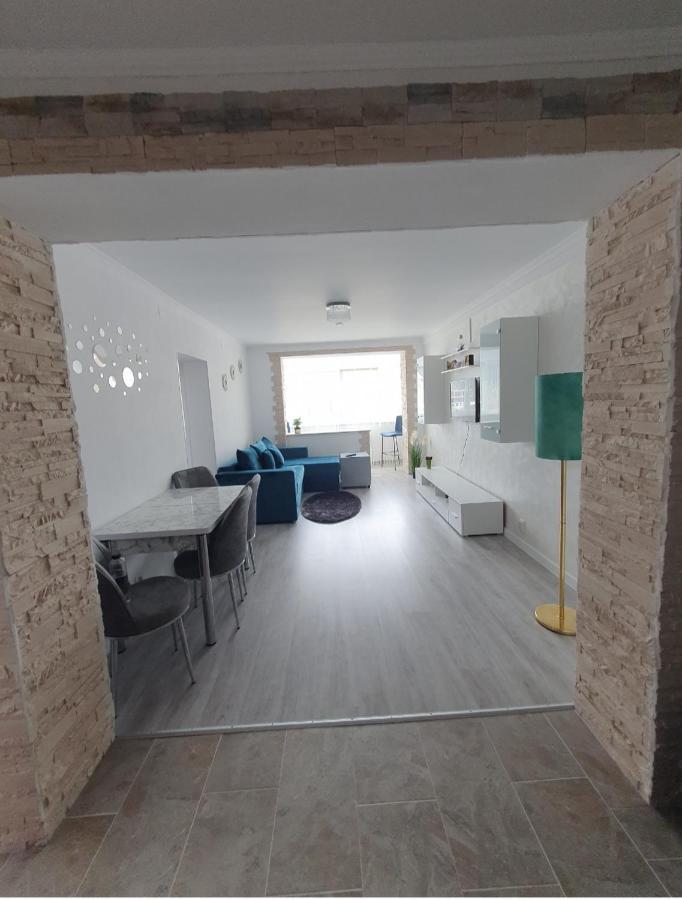 Apartament Tiron In Centru Orasului Gura Humorului Exterior foto